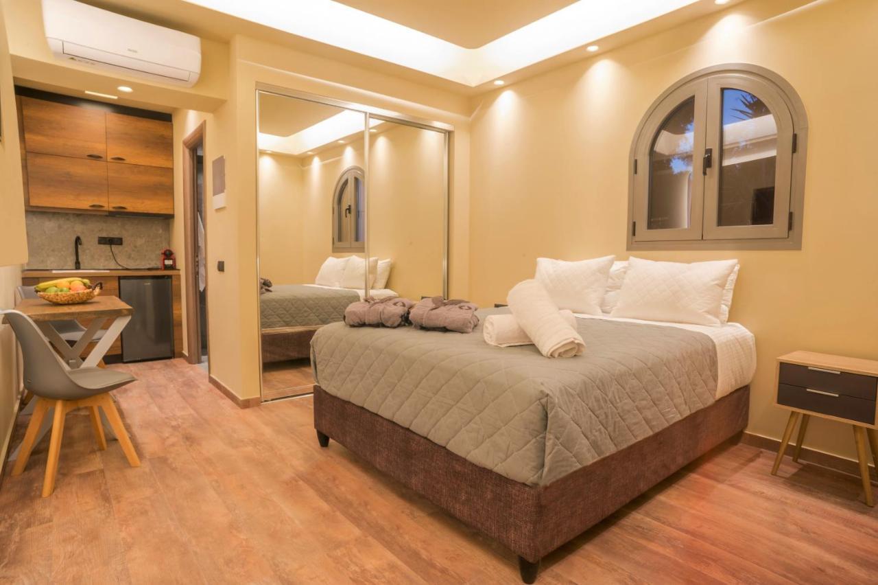 Seven Keys Luxury Suites Achílleion Buitenkant foto